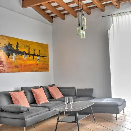 Naranjas Apartment *